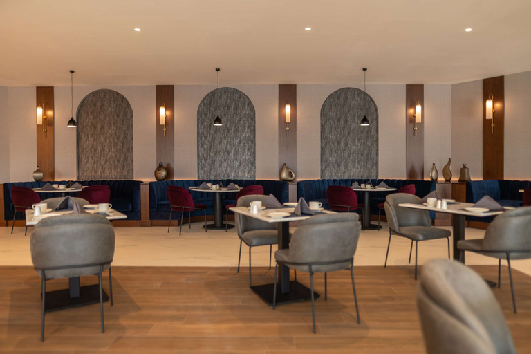 Food & Drinks 5, Radisson Blu Hotel, Amman Galleria Mall, Amman