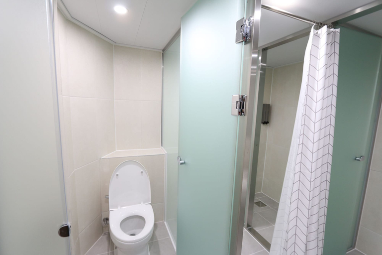 Bathroom 3, L3 Guesthouse, Mapo