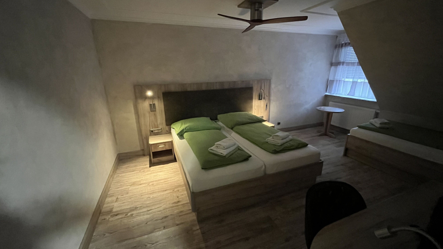 Bedroom 3, Hotel MyLord, Heidekreis