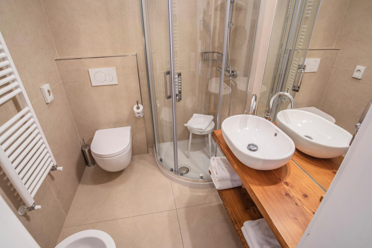 Bathroom 4, Centro Vacanze Veronza Clubresidence, Trento