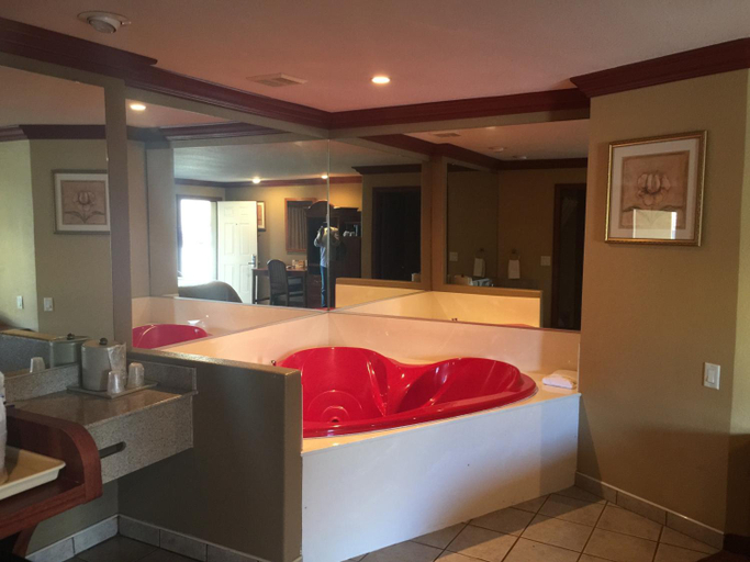 Bathroom 4, Thunderbird Lodge, Riverside
