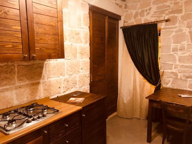 Others 2, Albergo Tripoli B&B Affittacamere, Bari