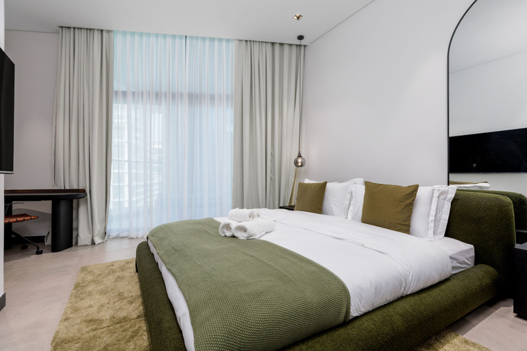 Others 5, Waves - Seaside Splendor 2BR in Dubai's Business Bay, Dubai