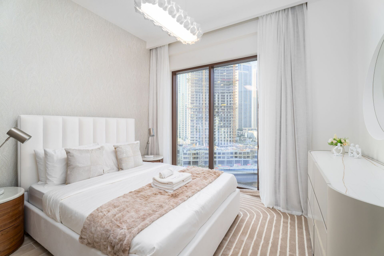 Room 2, Nasma Holiday Homes - Breeze at Creek Beach, Dubai