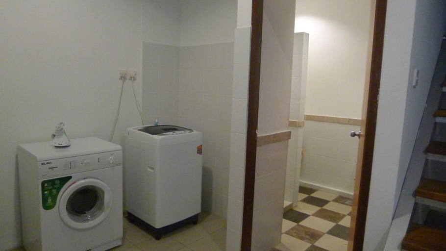 Bathroom 3, Wesberly Apartments, Kuching