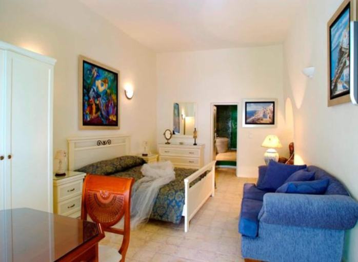 Bedroom, Emborio Central Villas, South Aegean