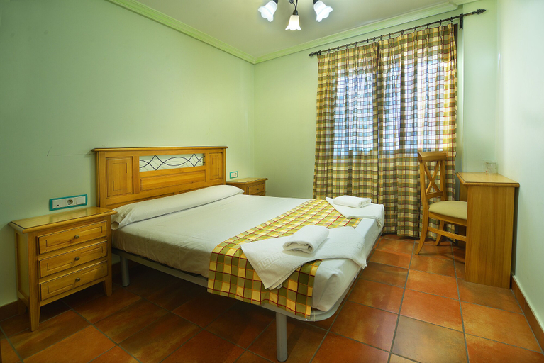 Bedroom 2, El Volante, Madrid