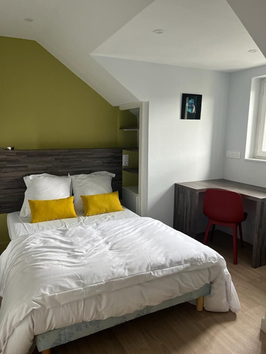 Bedroom 2, O'Bistrot Saint-Jacques, Cantal