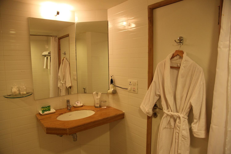 Bathroom 5, IRA By Orchid Bhubaneswar, Khordha