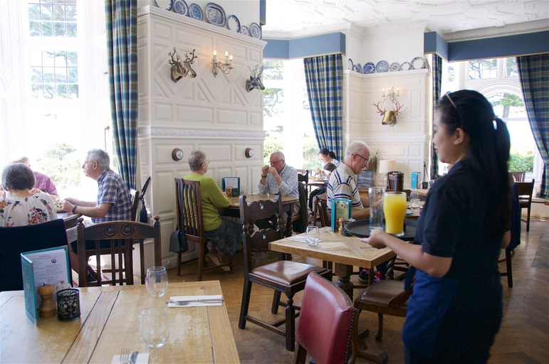 Food & Drinks 5, The Beach House, Hampshire