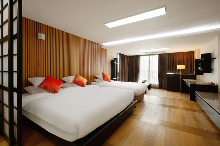 Bedroom 4, ShinShin Hotel Jeju Ocean, Seogwipo