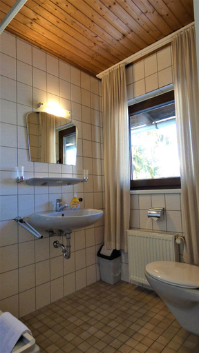 Bathroom 2, Sporthotel Schonau am Konigssee, Berchtesgadener Land