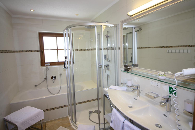 Bathroom 4, Vronis Waldhaus ADULTS ONLY, Schwaz