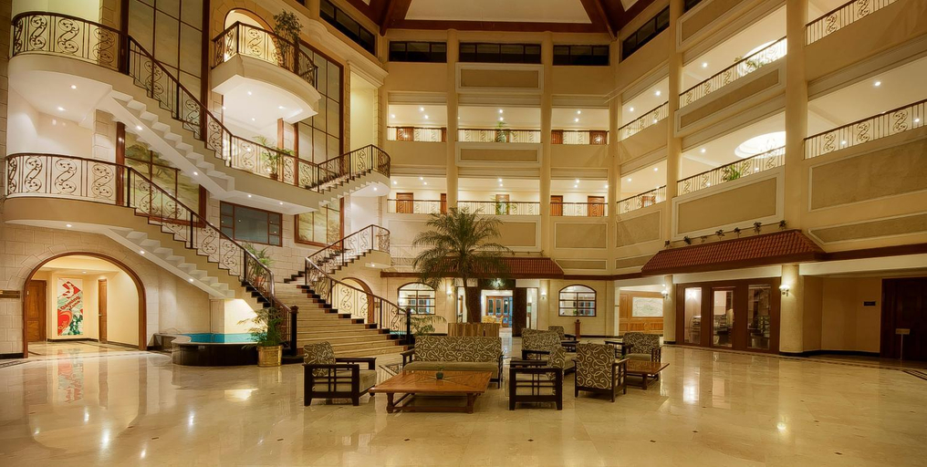 Public Area 3, Lagoona Resort, Pune