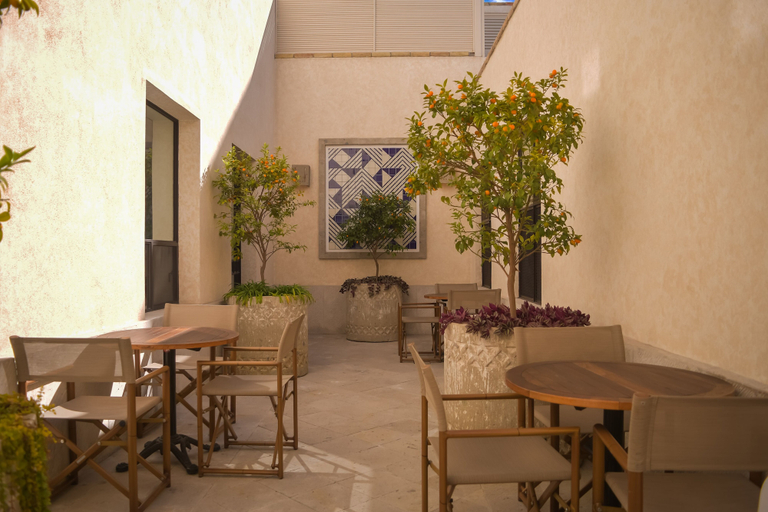 Food & Drinks 5, Casa Itzae La Luminaria Dog Friendly, Allende