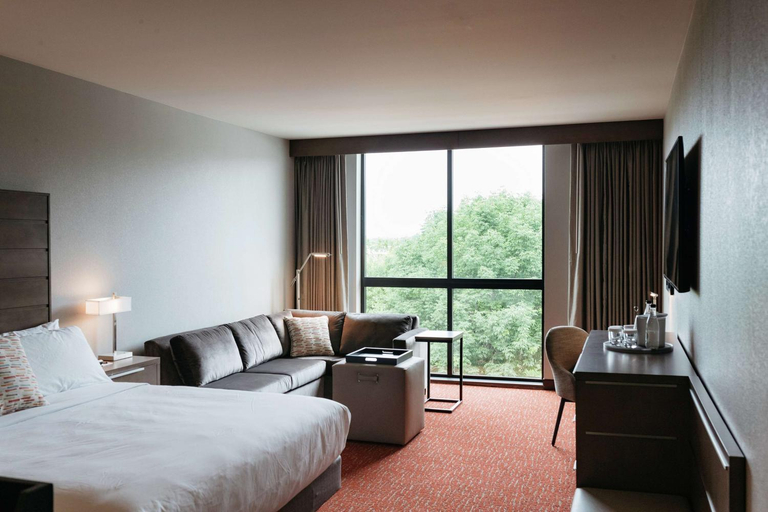 Bedroom 3, Revel Hotel Des Moines Urbandale, Tapestry Collection by Hilton, Polk