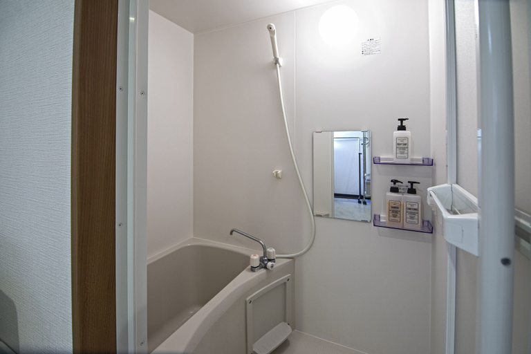 Bathroom 3, Fuyuankaku, Osaka