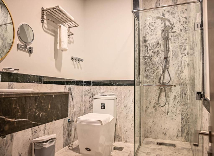 Bathroom 5, sas blue suites, Jeddah