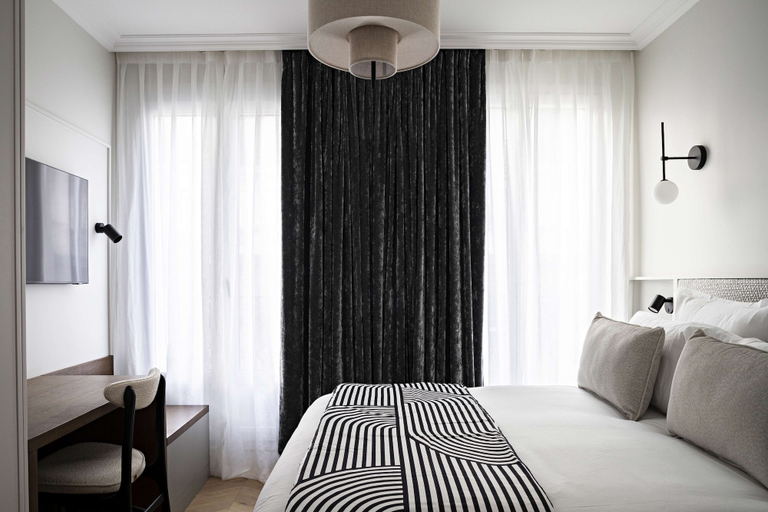 Bedroom 3, Best Western Premier The Blake Paris Gare Saint Lazare, Paris