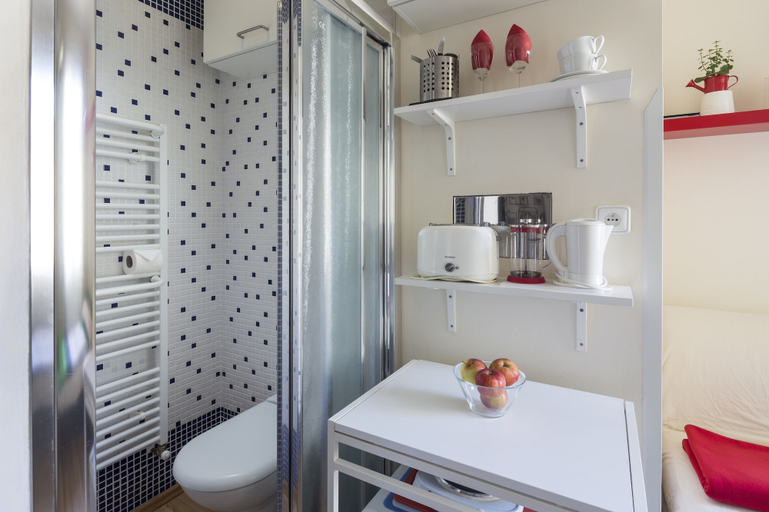 Bathroom 4, Apartments Dusní, Praha 1