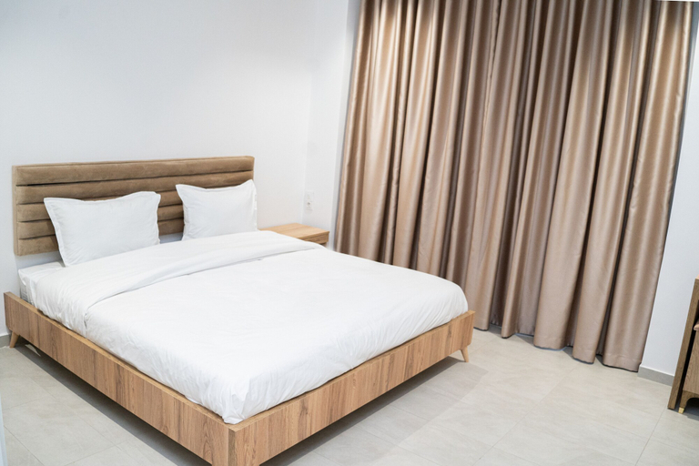 Bedroom 2, Hôtel Suisse, Sidi El Béchir