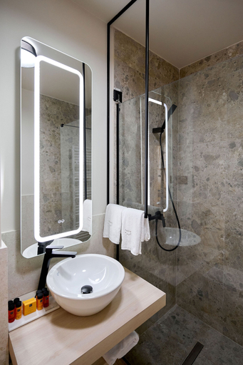 Bathroom 3, ALEZZI INFINITY RESORT & SPA, Navodari