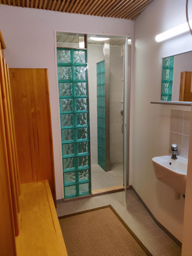 Bathroom 4, Jaala Hotel, Kymenlaakso