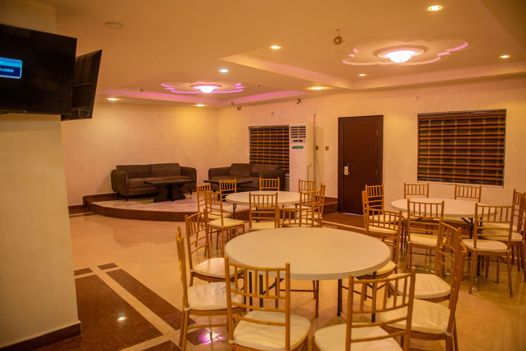 Food & Drinks 4, Abada Luxury Hotel and Suites, Oyi