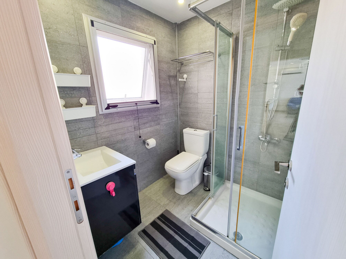 Bathroom, Seaside Elegance Retreat, Larnaca