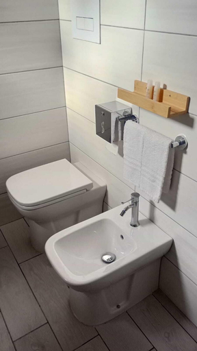 Bathroom 5, Il Sottobosco, Potenza