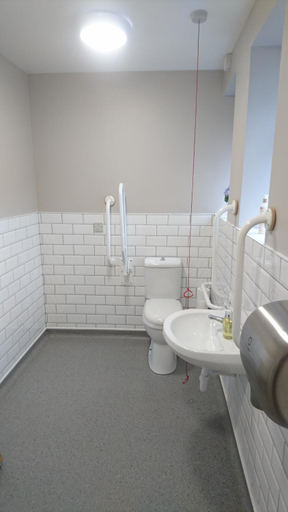 Bathroom 3, White Horse Inn, Cheshire West and Chester