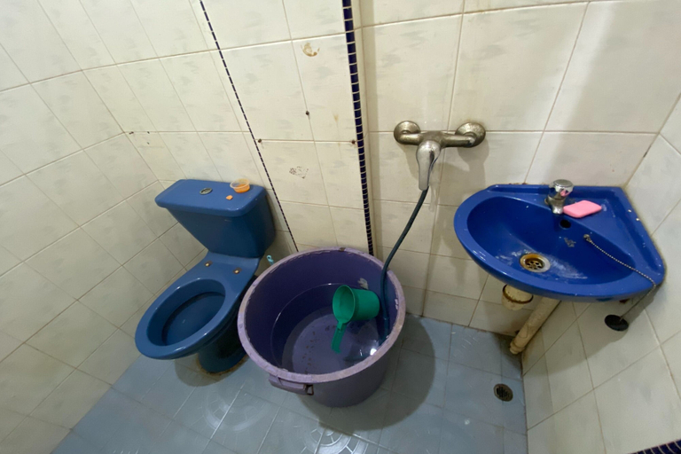 Bathroom 4, Hotel O Penginapan Mak YesNearTaman Buluh Hang Tuah, Batam