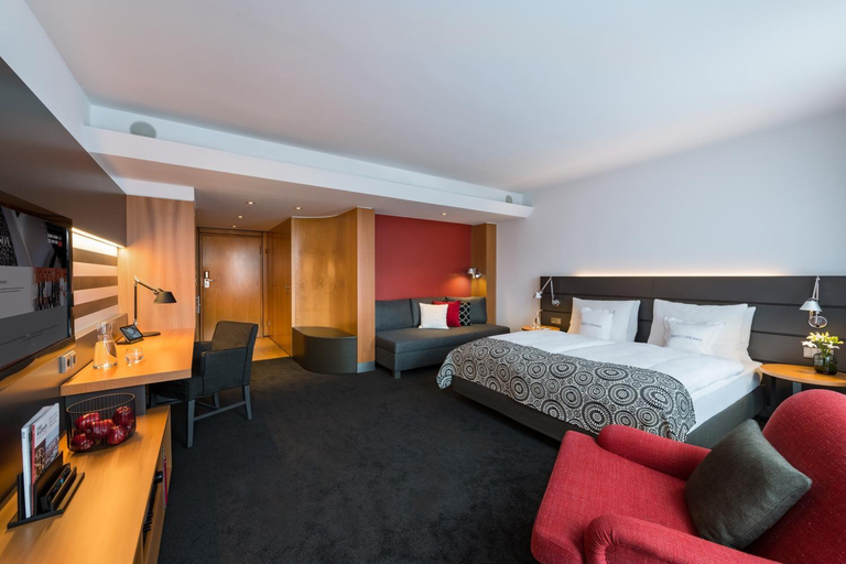 Bedroom, THE MADISON Hotel Hamburg, Hamburg