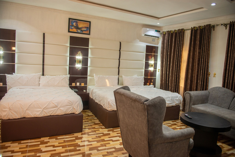 Bedroom 2, Abada Luxury Hotel and Suites, Oyi