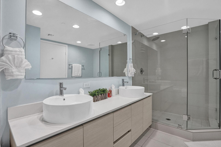 Bathroom 3, AMAZING 3BD CONDO BEACHWALK RESORT, Broward