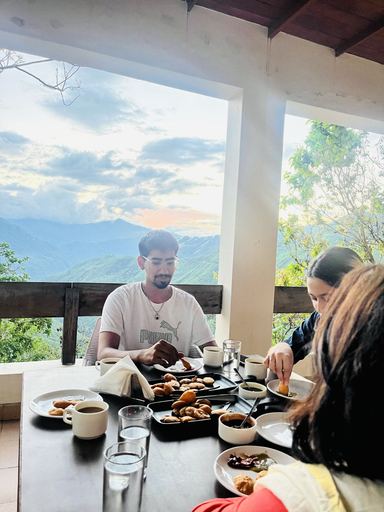 Food & Drinks, Auranya Hotel And Resort, Garhwal