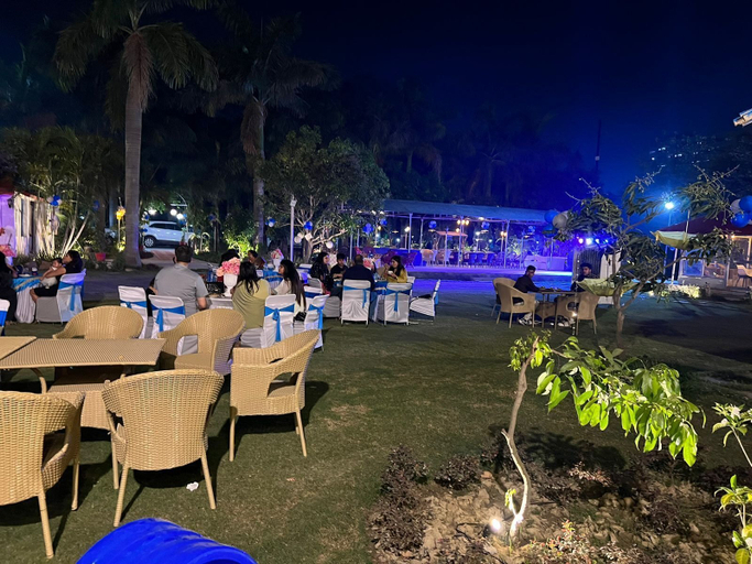 Food & Drinks 3, Green Leaf Cafe And Home Stay, Gautam Buddha Nagar