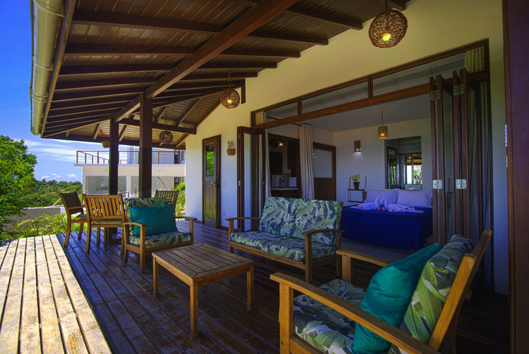 Others 5, Villa Giulia Morro, Cairu