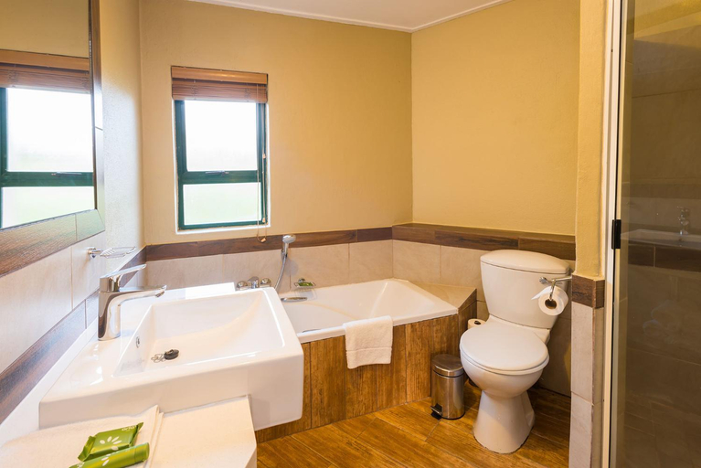 Bathroom 5, aha Alpine Heath Resort, Uthukela