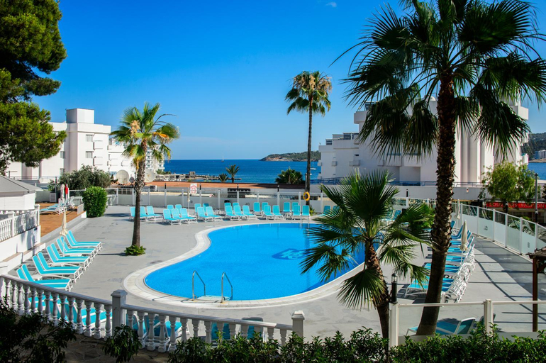 Sport & Beauty 5, Aptos Vibra Riviera, Baleares