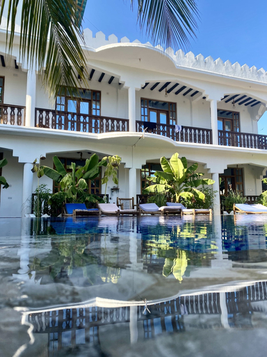 Exterior & Views 2, The New Blue Waves Hotel, Kusini