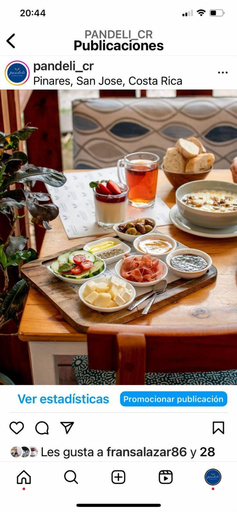 Food & Drinks