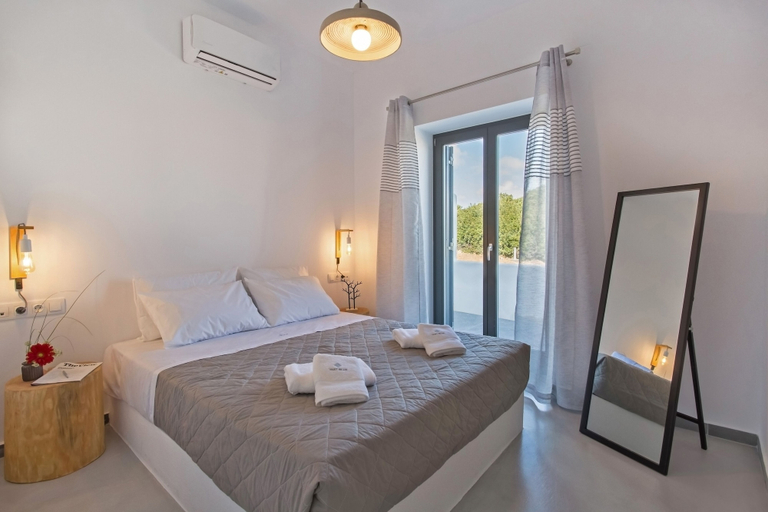 Bedroom 3, Vastblue, South Aegean