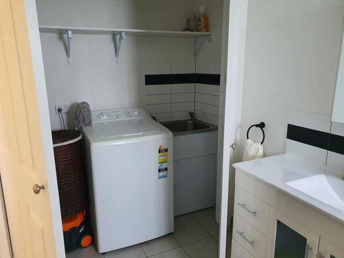 Bathroom 3, Valley Views BNB, Yarra Ranges - Central
