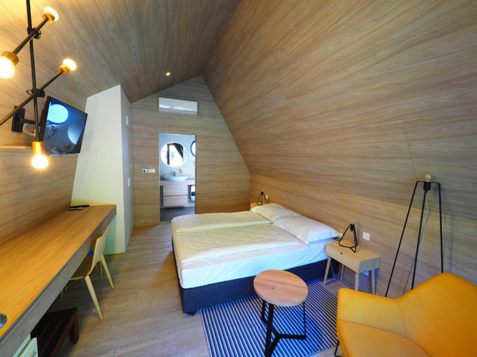 Bedroom 3, Plitvice Holiday Resort, Rakovica