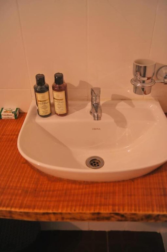 Bathroom, Pura Vida Varkala, Thiruvananthapuram