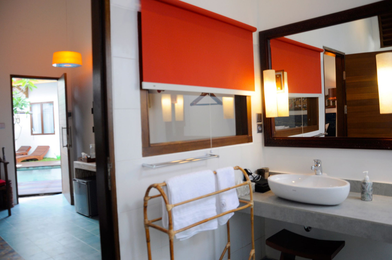 Bathroom 4, Jali Resort - Gili Trawangan, Lombok