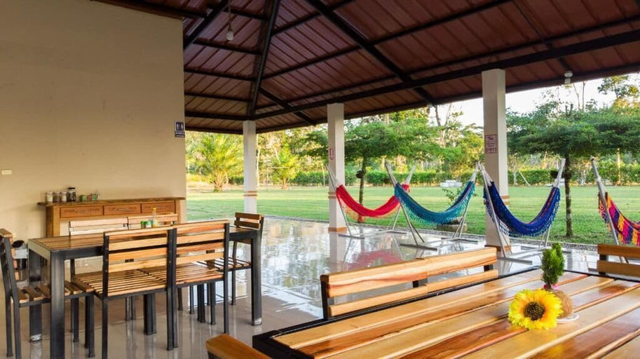 Food & Drinks 4, Hotel Magic Paradise, Lago Agrio