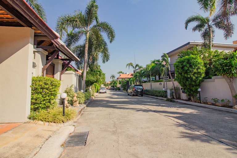 Exterior & Views 2, Bali Haven 3BDR Private Pool Villa, Pattaya