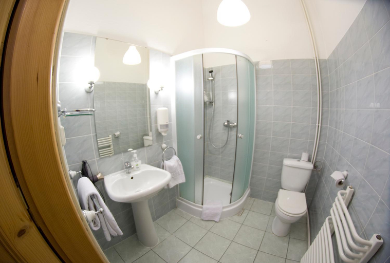 Bathroom 2, Cracow Old Town Guest House, Kraków City